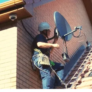 Televisione satellitare - Antenna televisiva